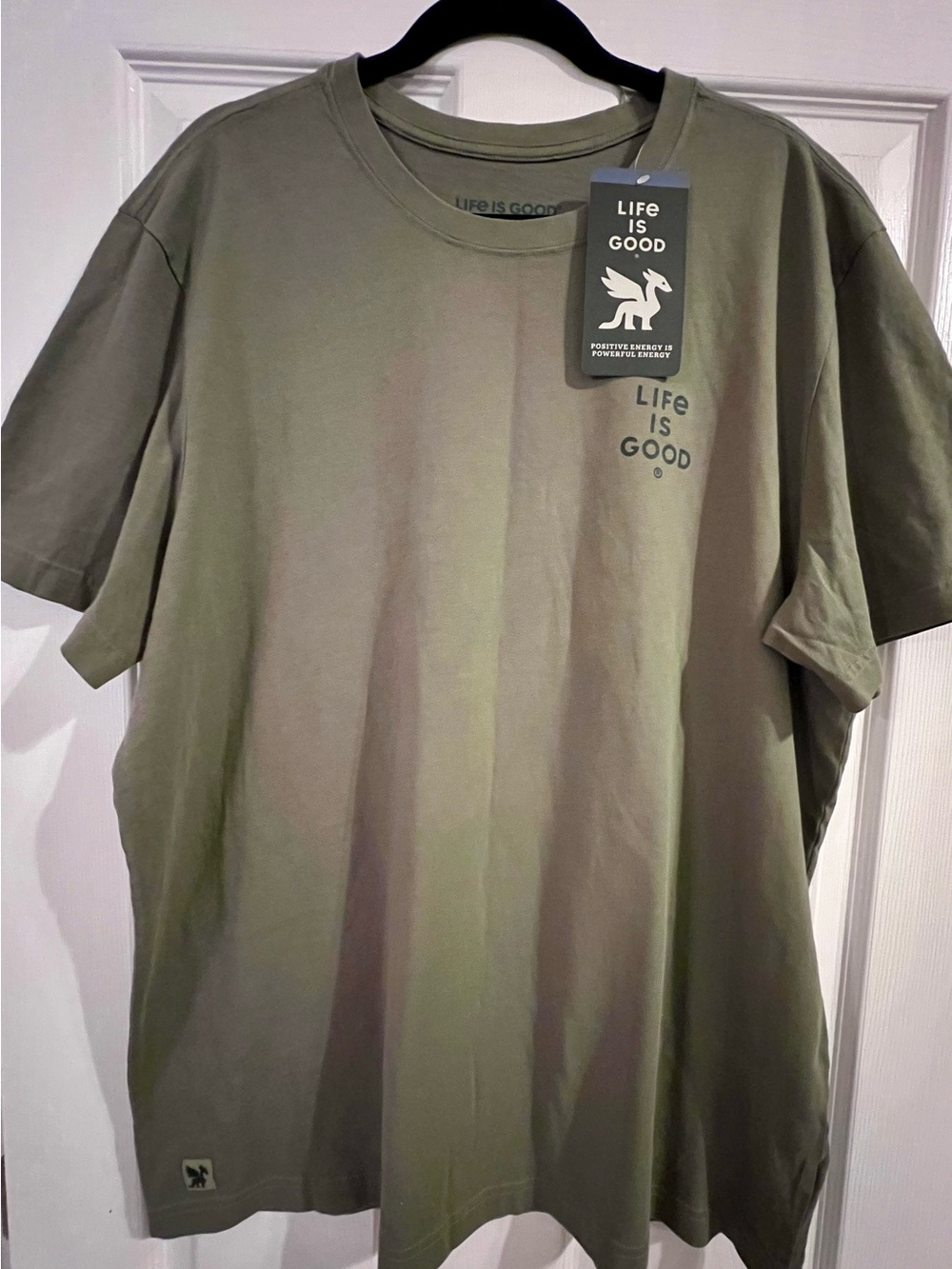 Life is Good Men’s Olive Graphic Tee w/Tool graphic. Crusher Size XL